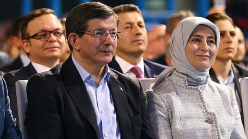 Ahmet Davutoglunun Esi Sare Davutoglu