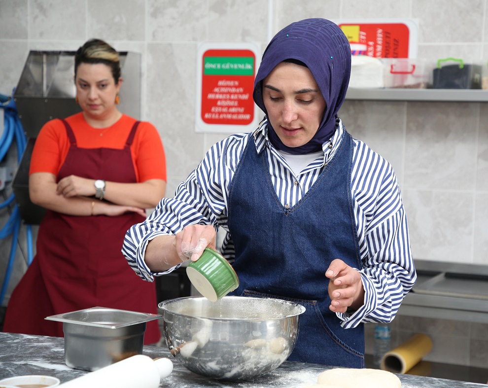 Ayse Ekiz Masterchef-2