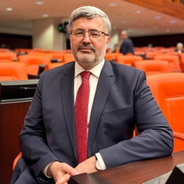 Ali Ozkaya 1