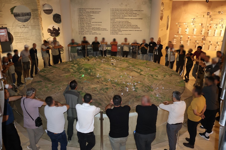 6659Ee66 E551 472C B845 1F68Fface39D