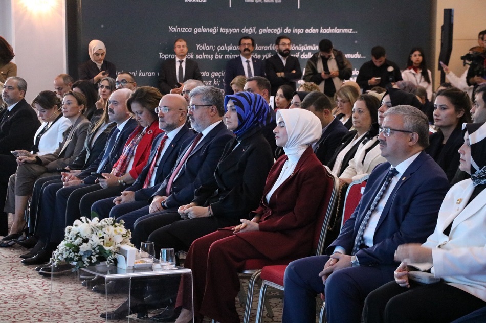 B A K A N M A H İ N U R G O K T A S