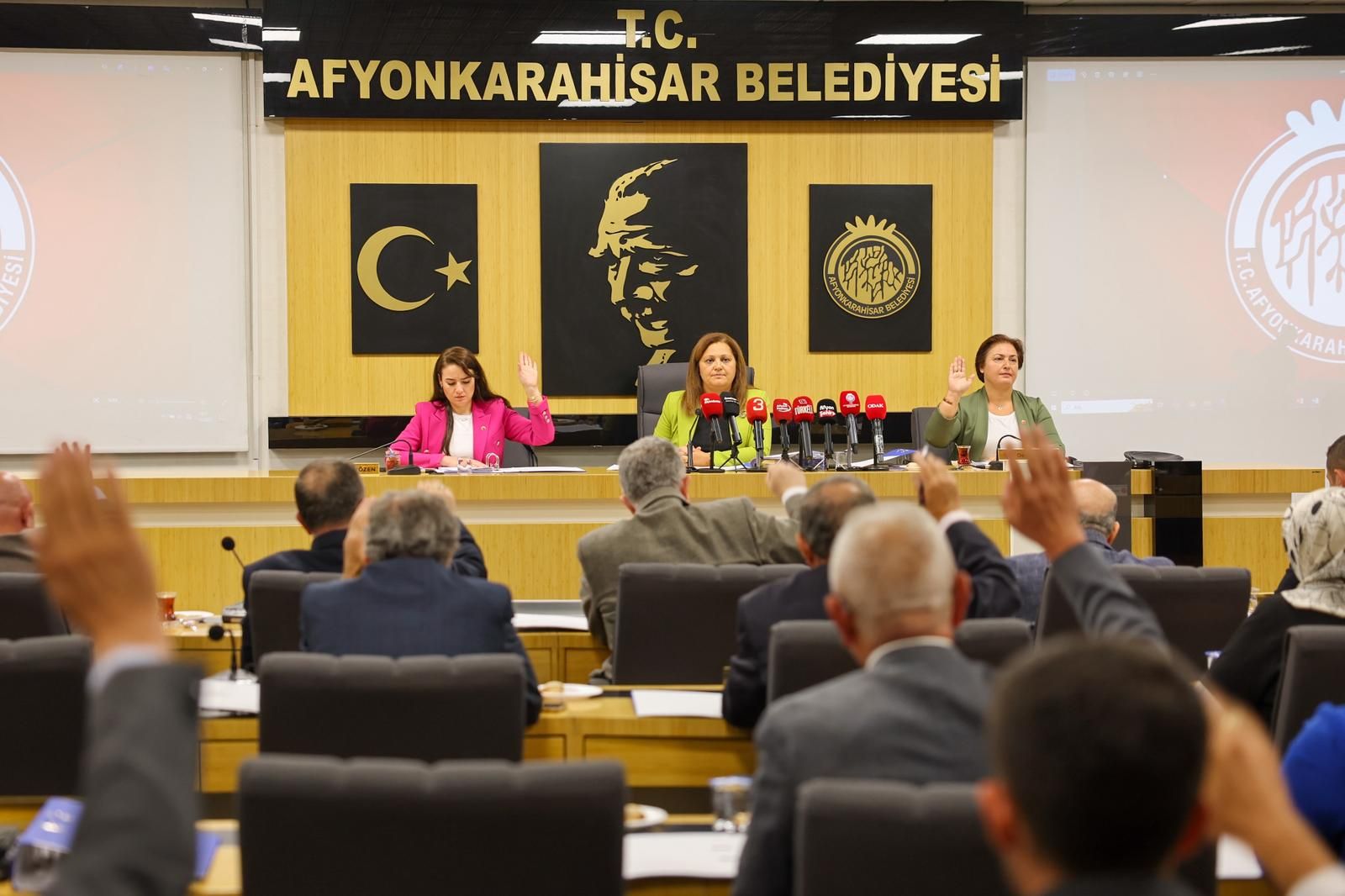 Belediye Meclisi Toplaniyor 2