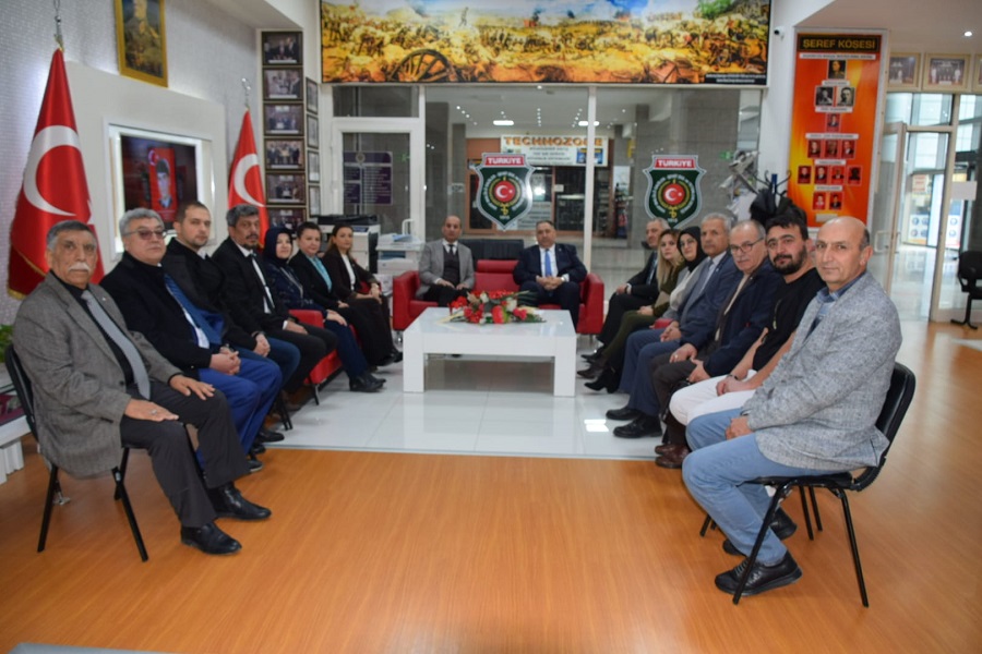 4Ae3340F B6A9 48F2 9Ff9 98C233A0407A