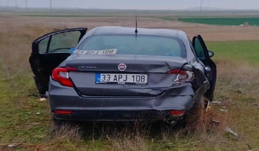 Otomobil tarlaya uçtu, 5 yaralı