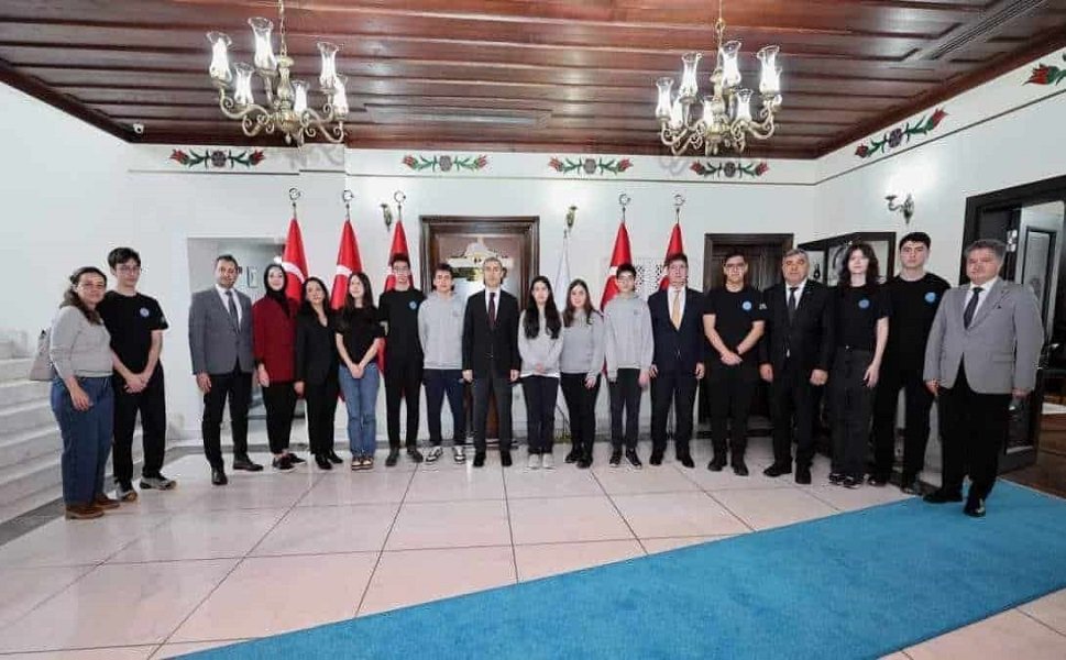 Afyonlu 30 öğrenci, MSÜ'de dereceye girdi