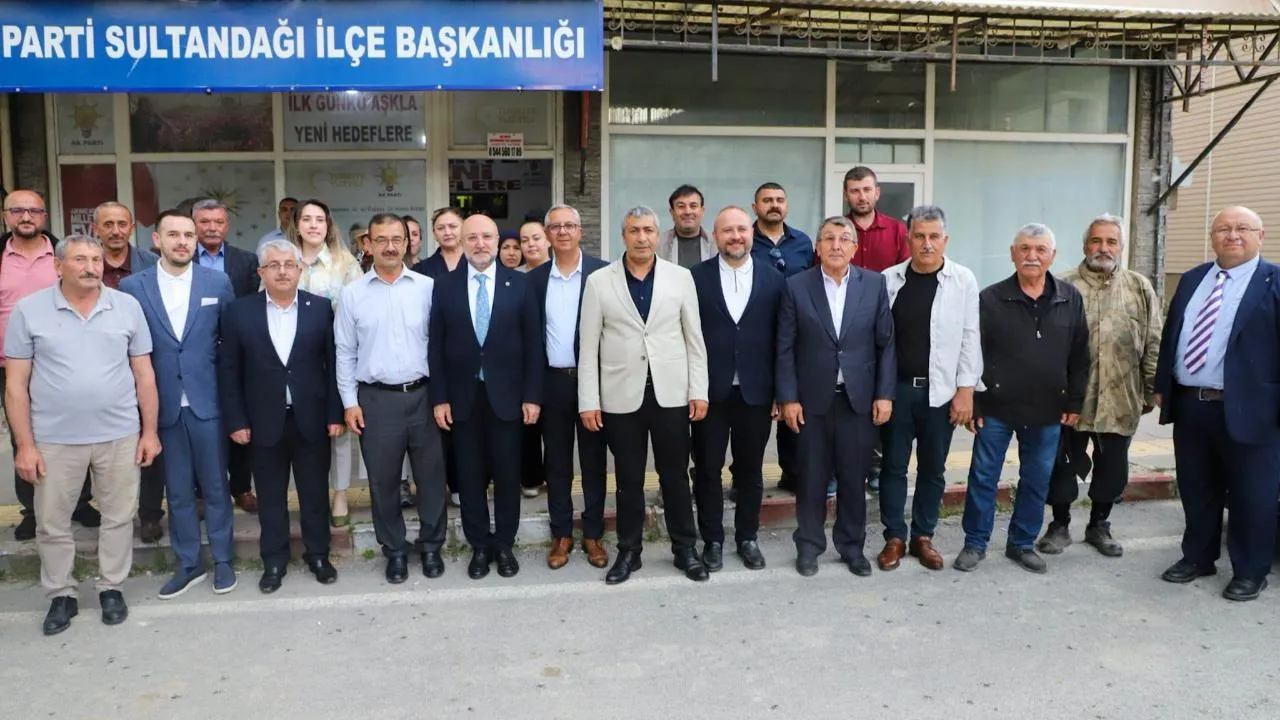 Ak Parti Sultandağı Teşkilatında Bayram Coşkusu 1