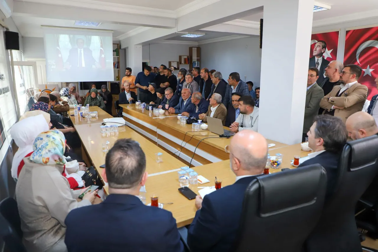Ak Parti’den Bolvadin’de Bayram Mesaisi 4
