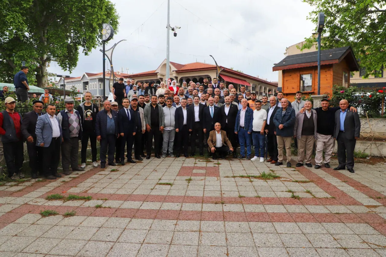 Ak Parti’den Bolvadin’de Bayram Mesaisi 5