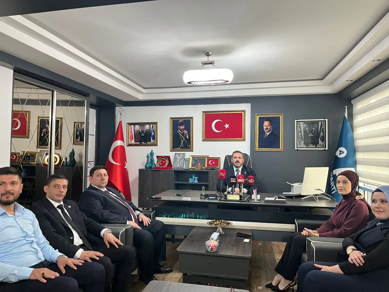 Anahtar Parti 2