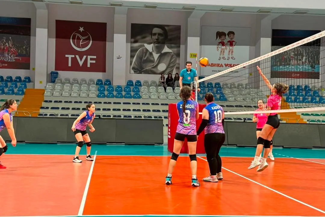 Dinarlı Öğrenciler 3