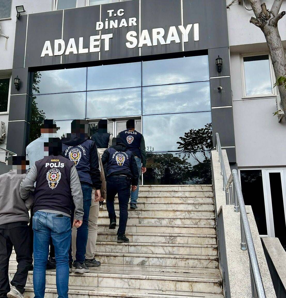 Dolandırıcılık 1