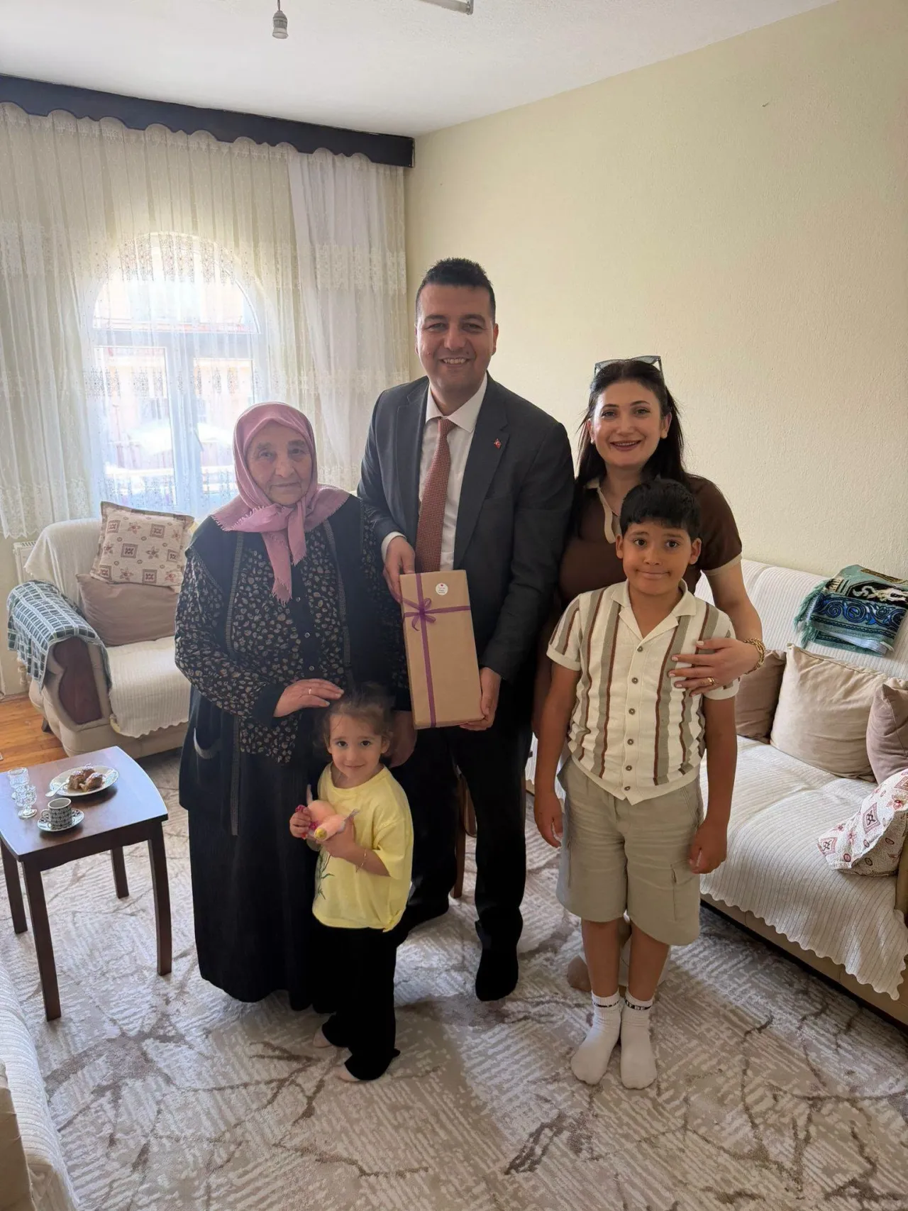 Emirdağ Belediyesi’nde Şehit Aileleri Ve Gaziler Unutulmadı 2