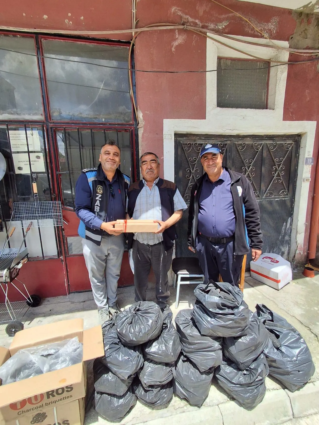 Emirdağ Belediyesi’nde Şehit Aileleri Ve Gaziler Unutulmadı 3
