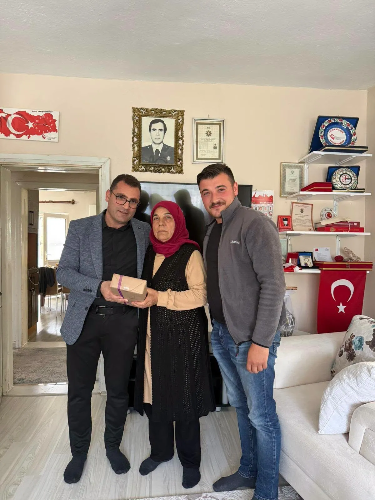 Emirdağ Belediyesi’nde Şehit Aileleri Ve Gaziler Unutulmadı 5
