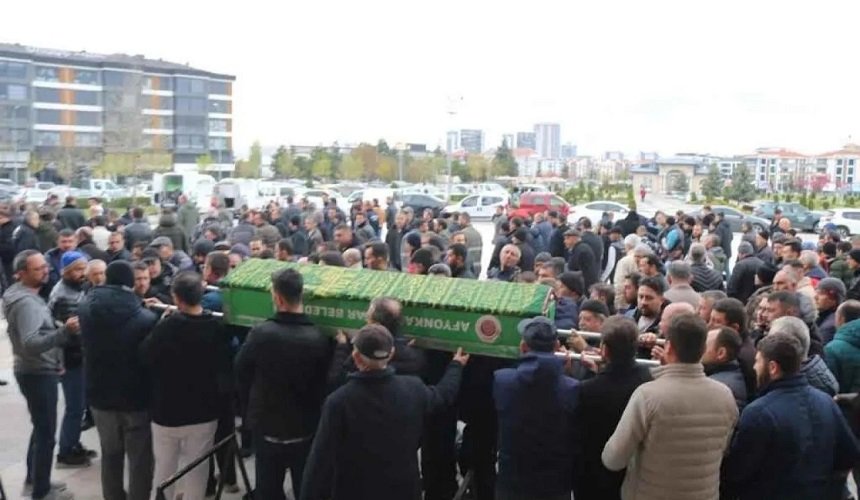 Erdinc Yilmaz Son Yolculuguna Ugurlandi 69F9Cff2C88Ed-1