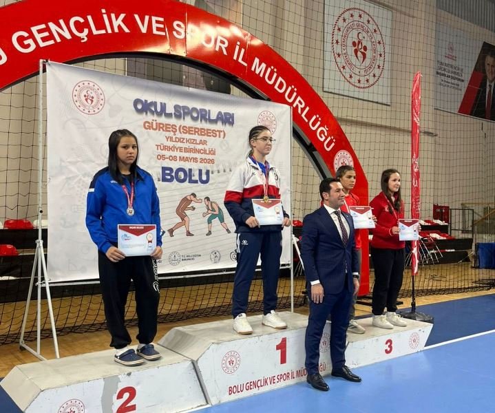 Irmak Elekçi 2