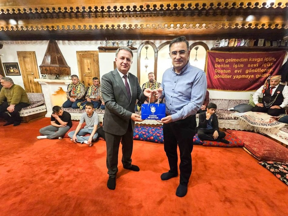 Sandıklı 1