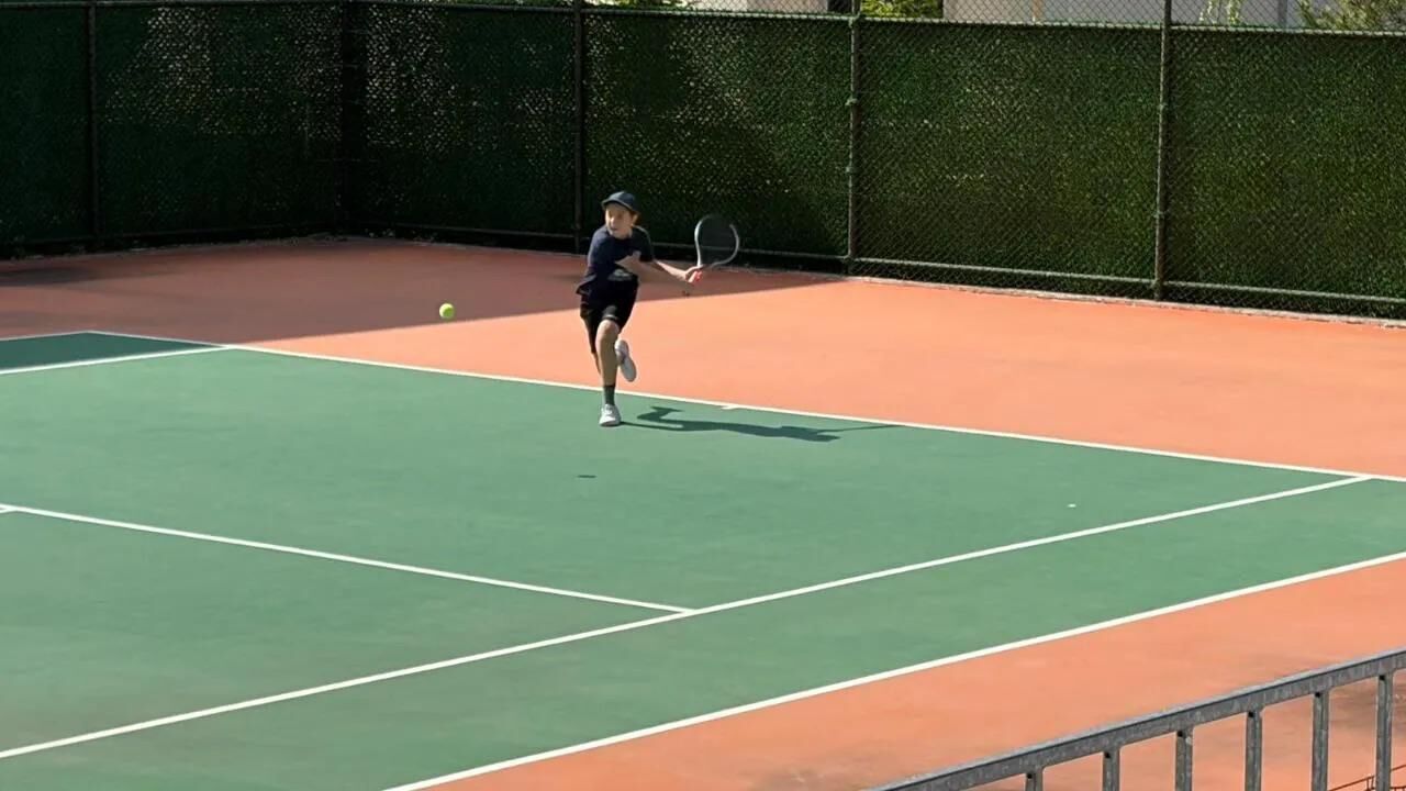 Tenis 4