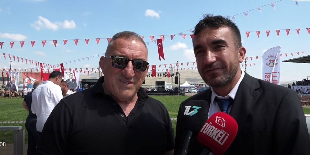 43. Tarihi Karaadilli Yağlı Güreşleri Başladı (1)-1