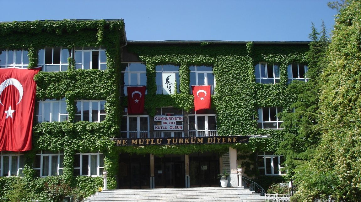 Afyon Sanat Okulu binası yıkılmayacak, peki ne olacak?..