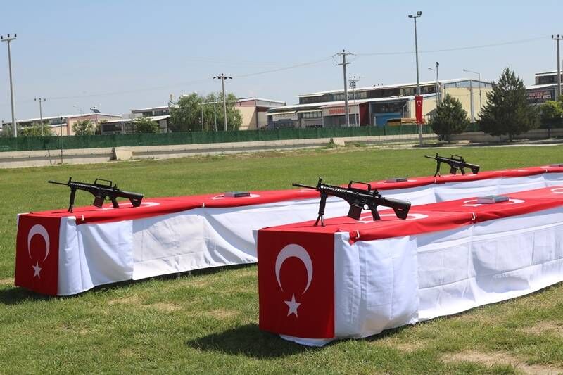 Afyon Pomem’de Coşkulu Mezuniyet Töreni (3)
