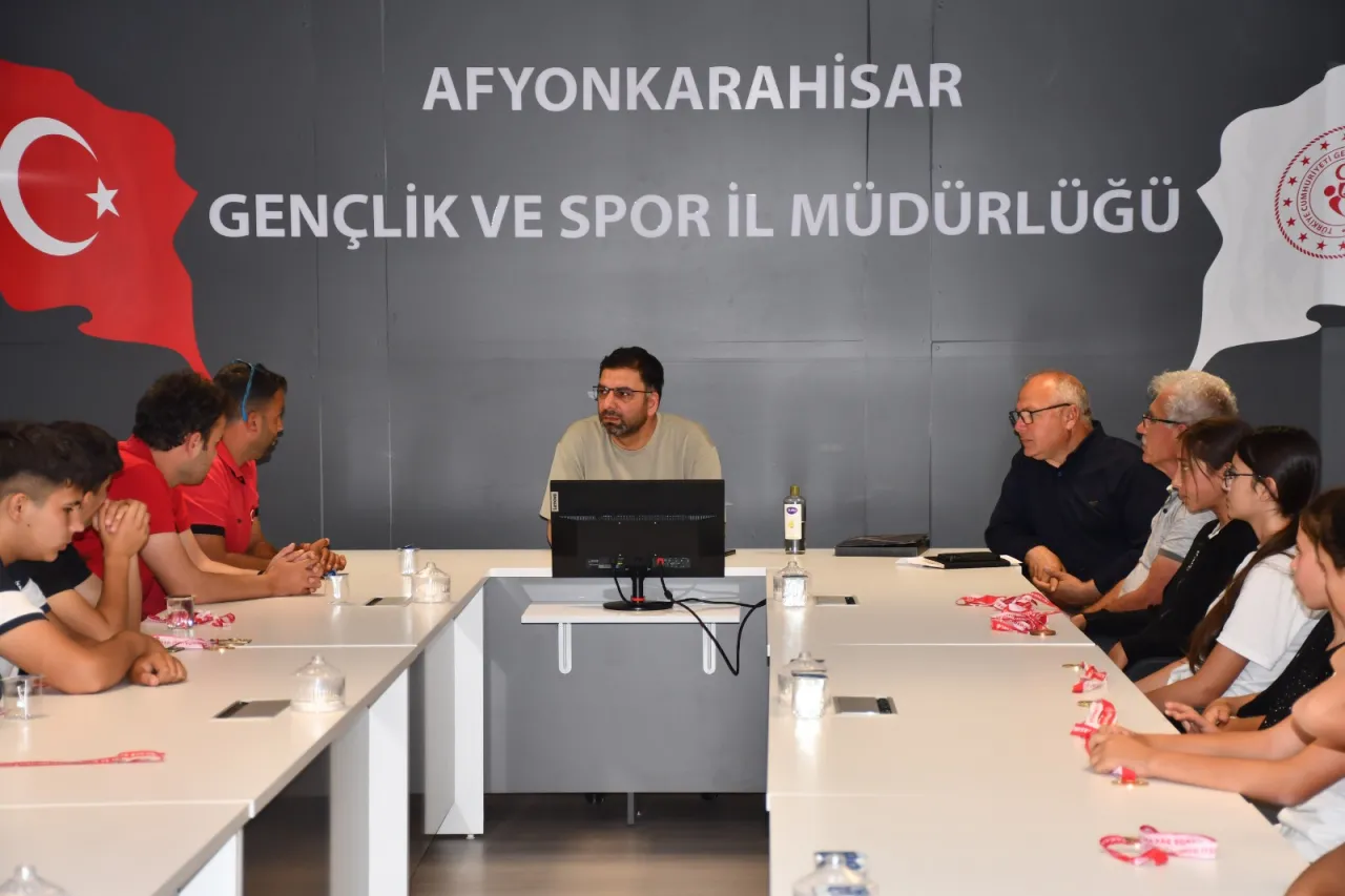 Afyon'a 4 Farklı İlden Madalyalarla Döndüler 2