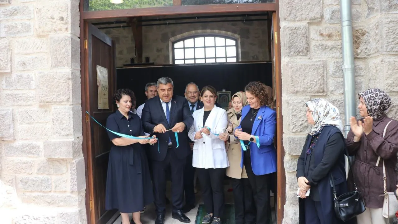 Afyon’da “Aheng I Kat’ı” Sergisi Açıldı 1