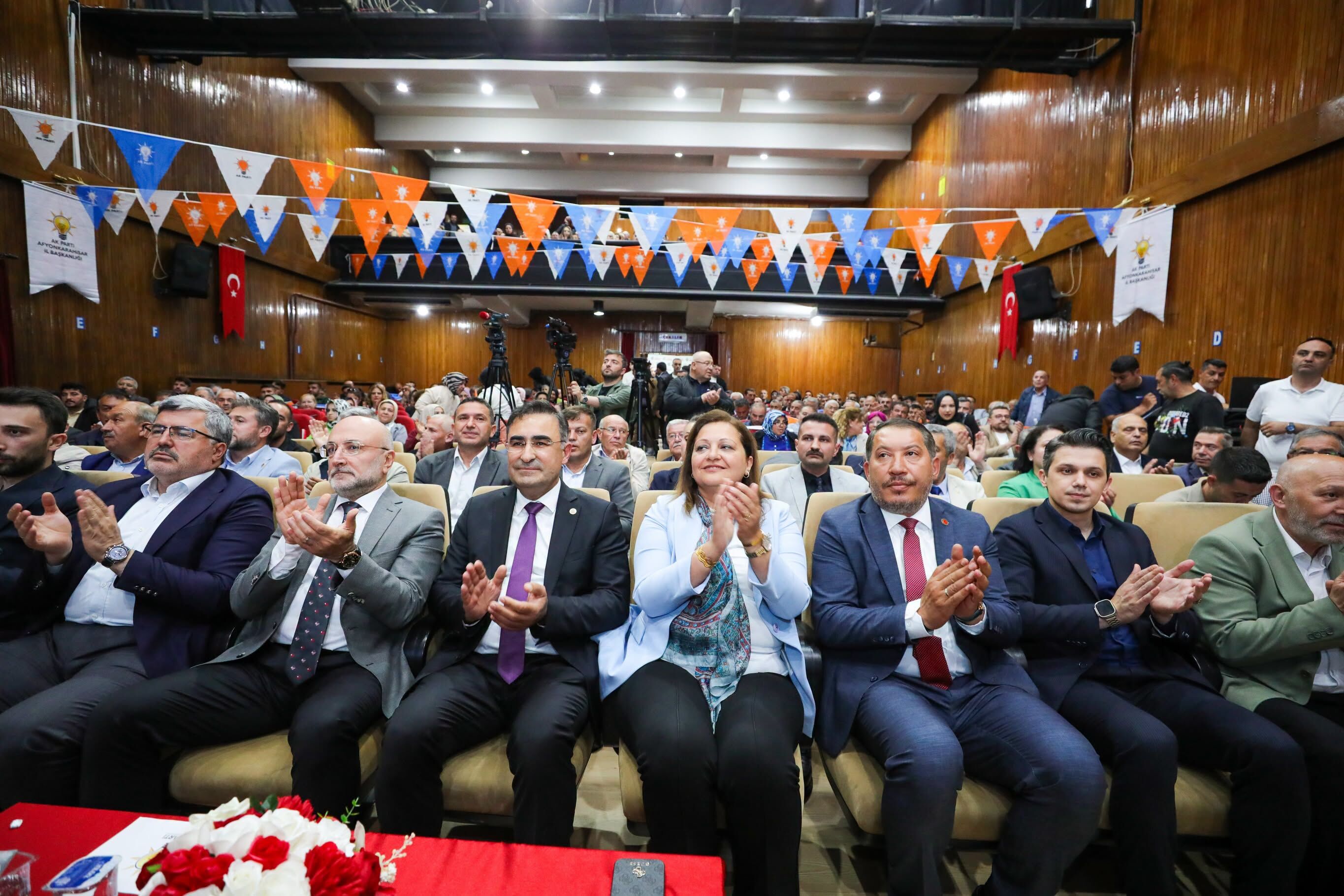 Ak Parti Burcu Koksal 3