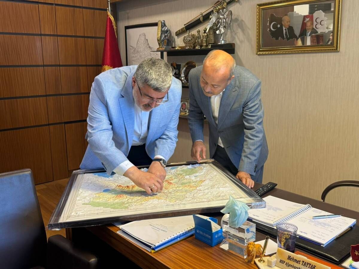 Ali Özkaya’dan Mehmet Taytak’a Hac Ziyareti1