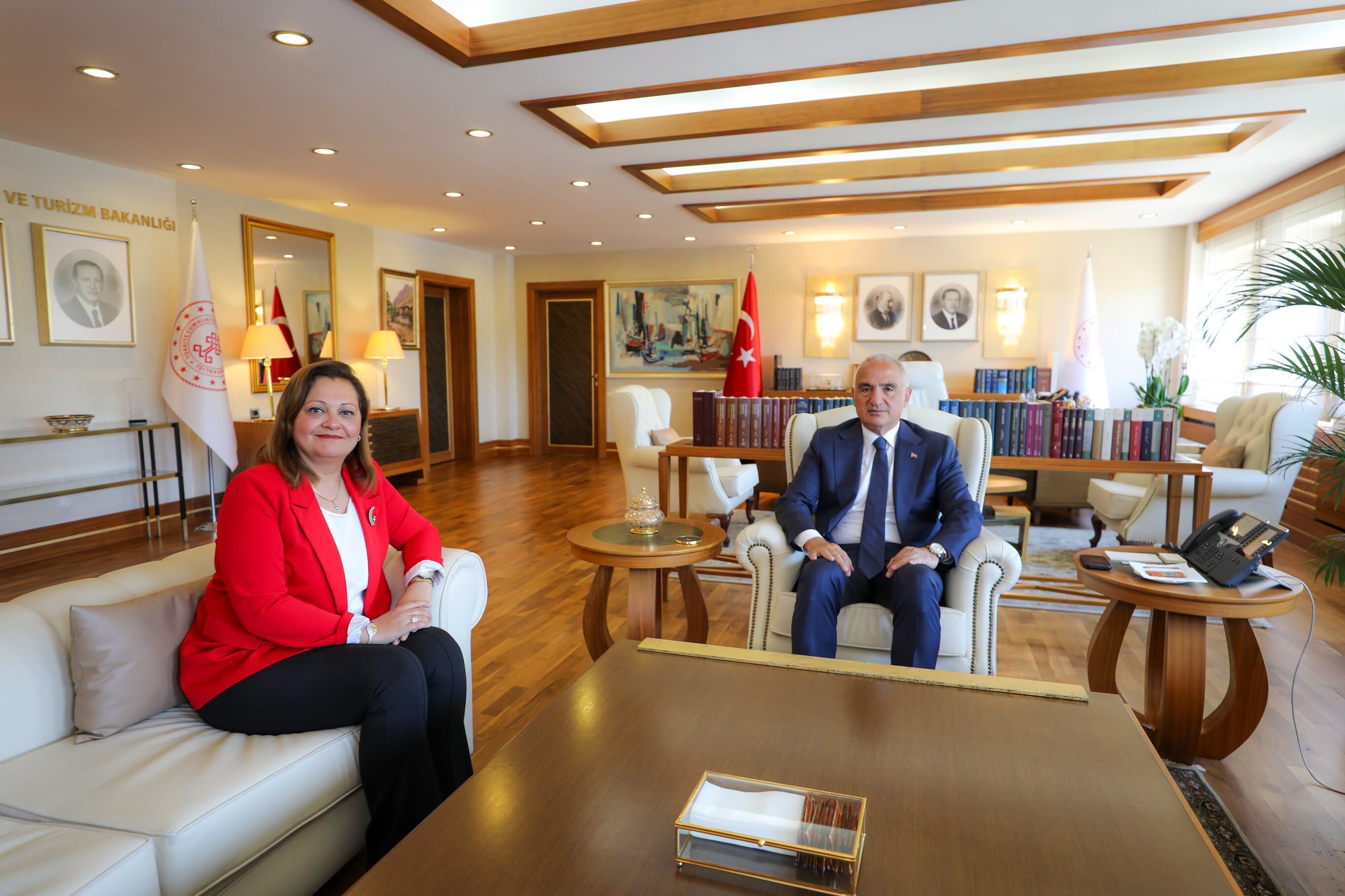 Başkan Köksal Bakan Ersoy'u Makamında Ağırladı (1)