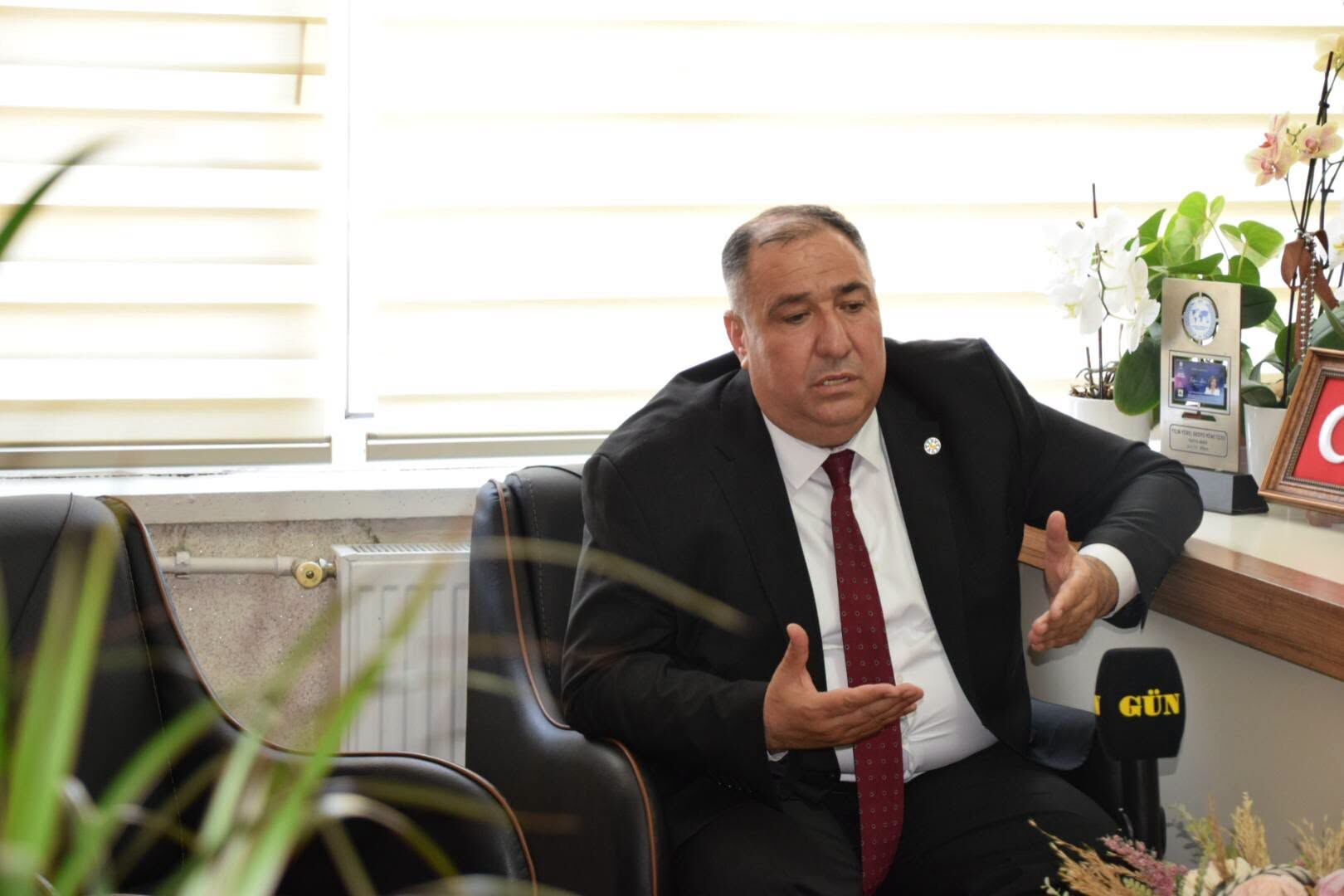 Başkan Mısırlıoğlu'ndan Yerel Basına Ziyaret (1)