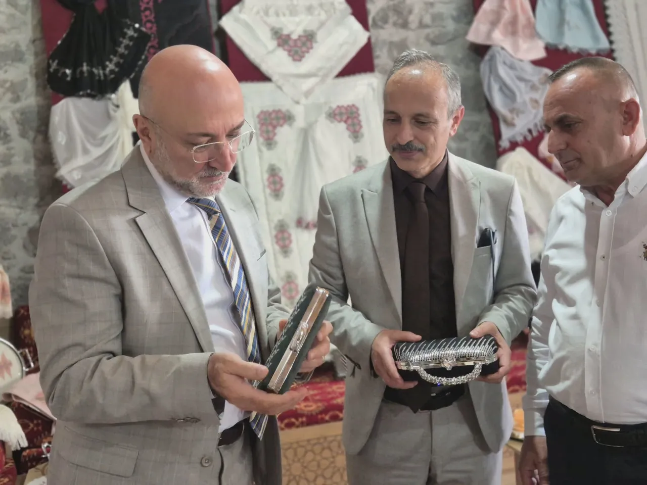 Başkan Şahin Ataköy’de 2