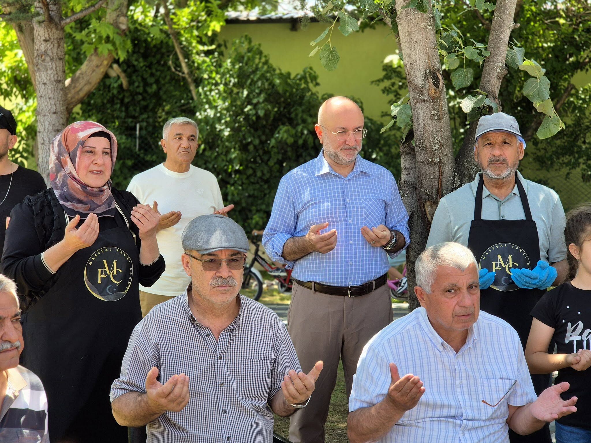 Başkan Turgay Şahin Aşure Dağıttı (2)