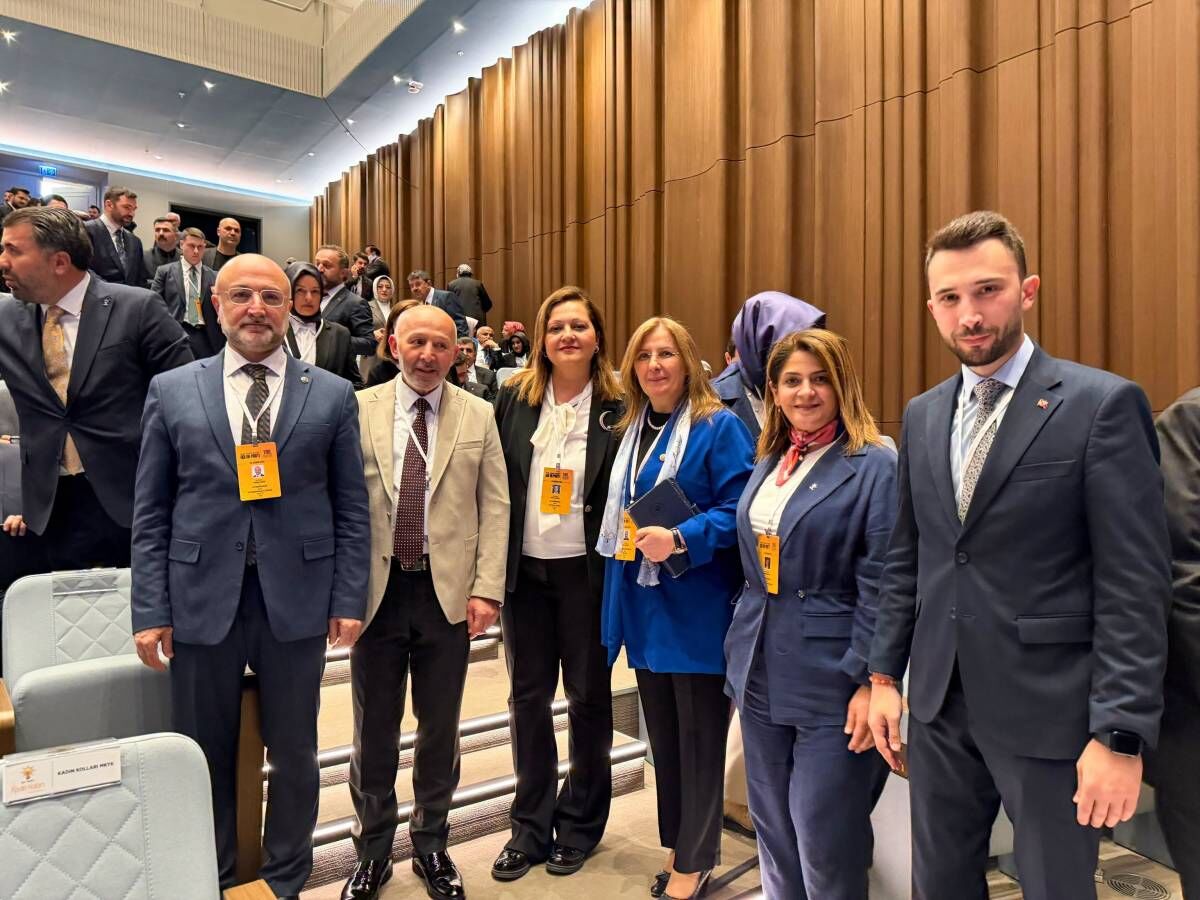 Burcu Köksal Ak Parti İl Başkanları Toplantısında (2)