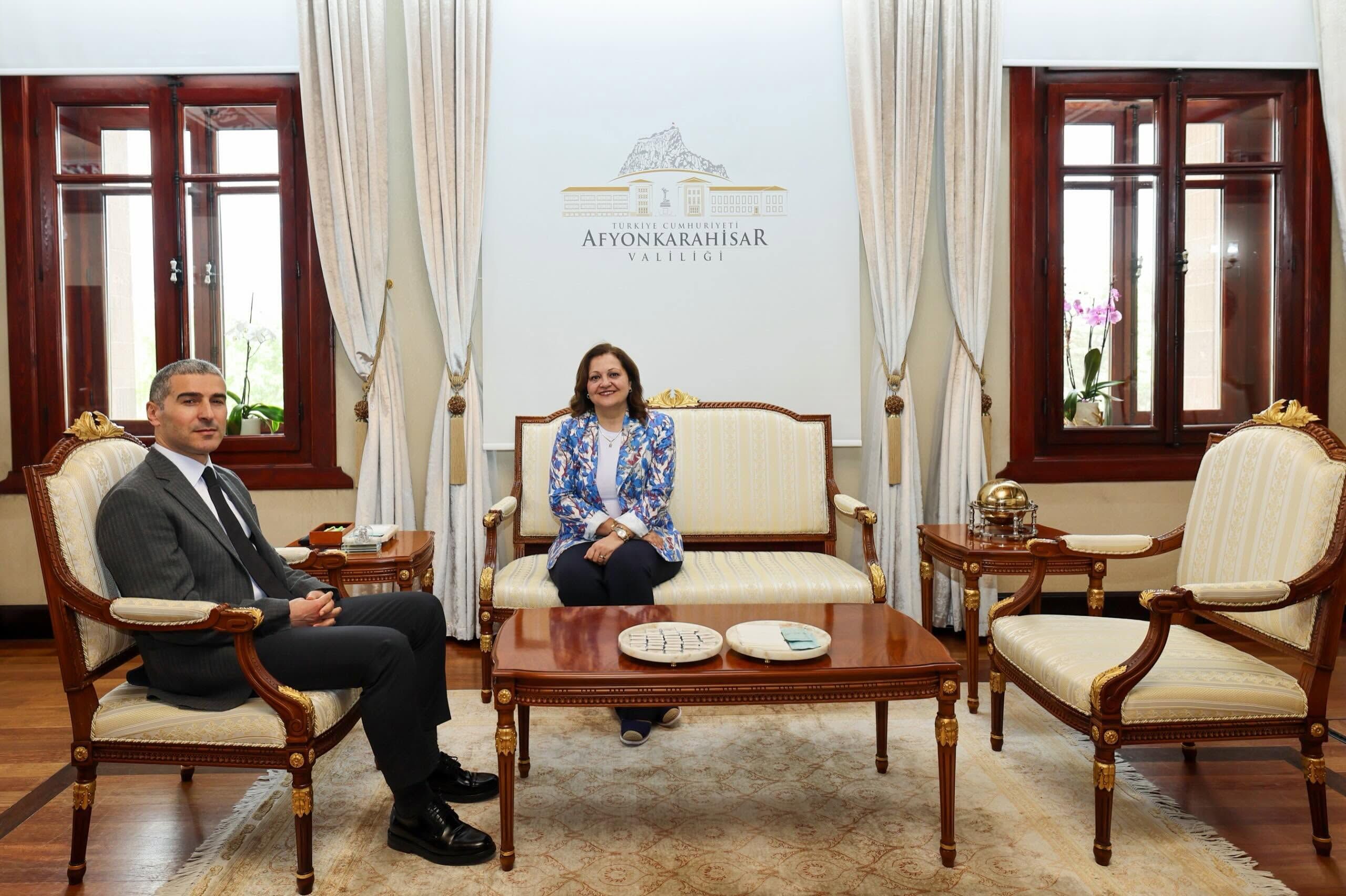 Burcu Köksal Ve Naci Aktaş