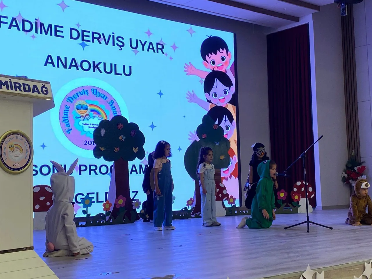 Emirdağ’da Miniklerin Mezuniyet Coşkusu 7
