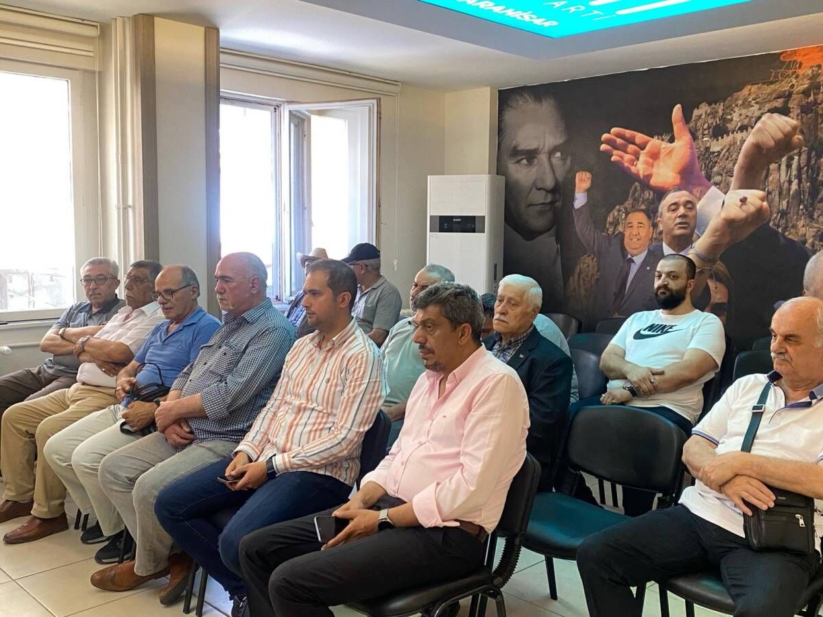 Gerçek Dertleri Halının Altına Süpürüldü 4