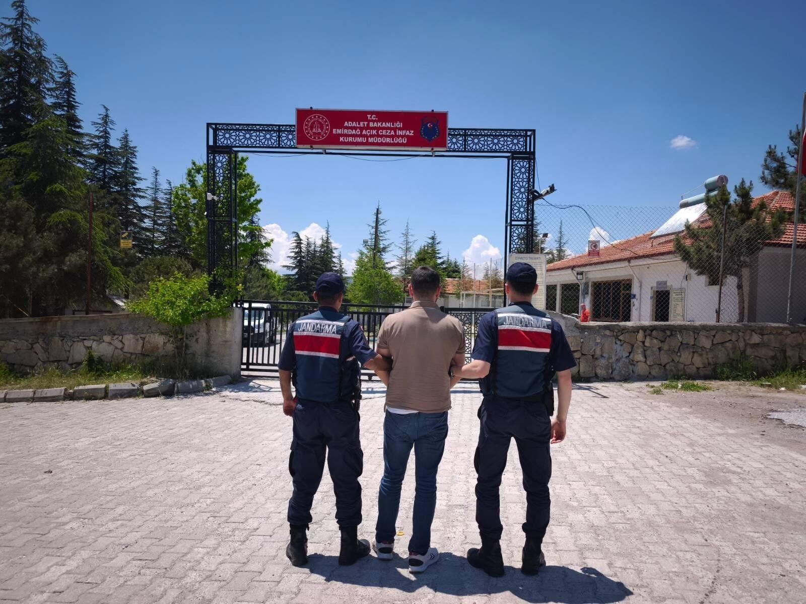 Jandarma Haftalık (2)