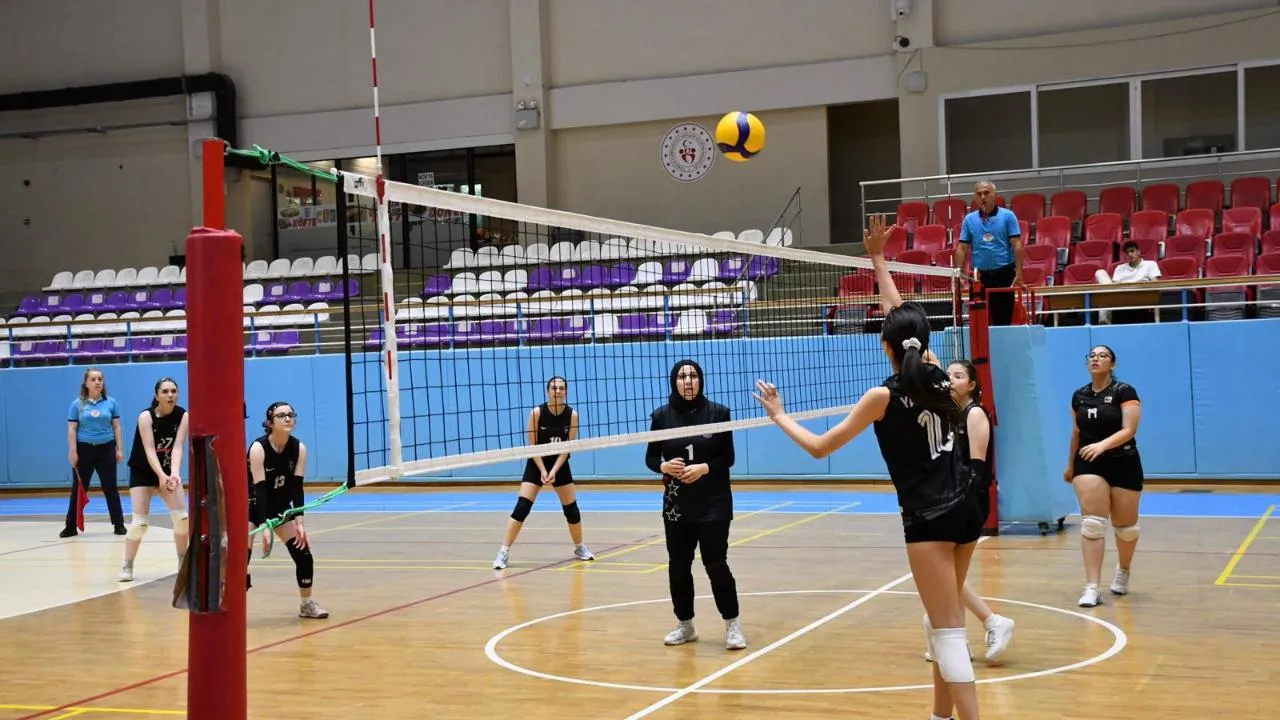 Kızlar Voleybol 1