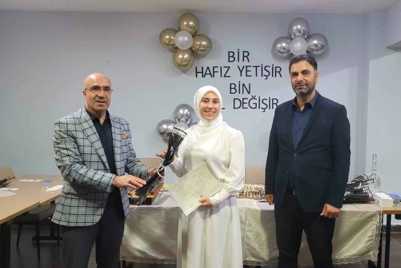 Kyk'lı Gençlerin Hafızlık Coşkusu 3