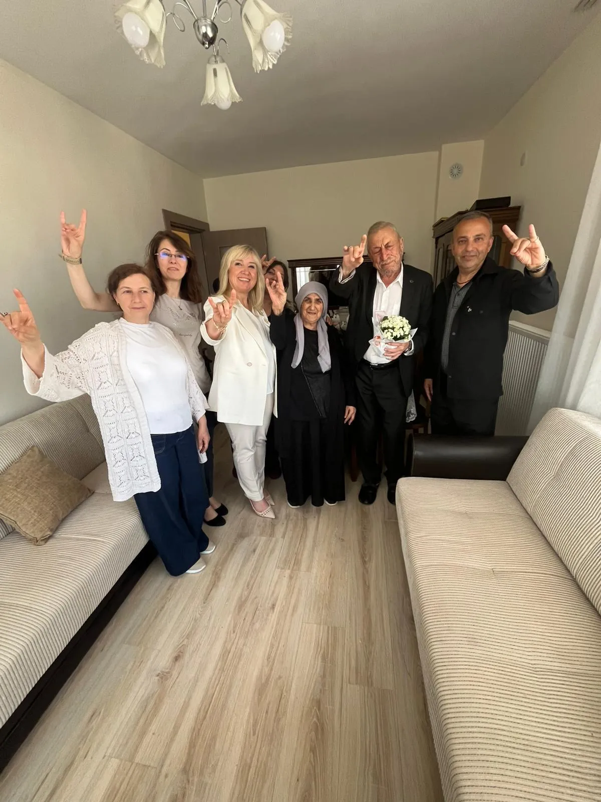 Mhp Kaçep’ten Şehit Babasına Ziyaret 3
