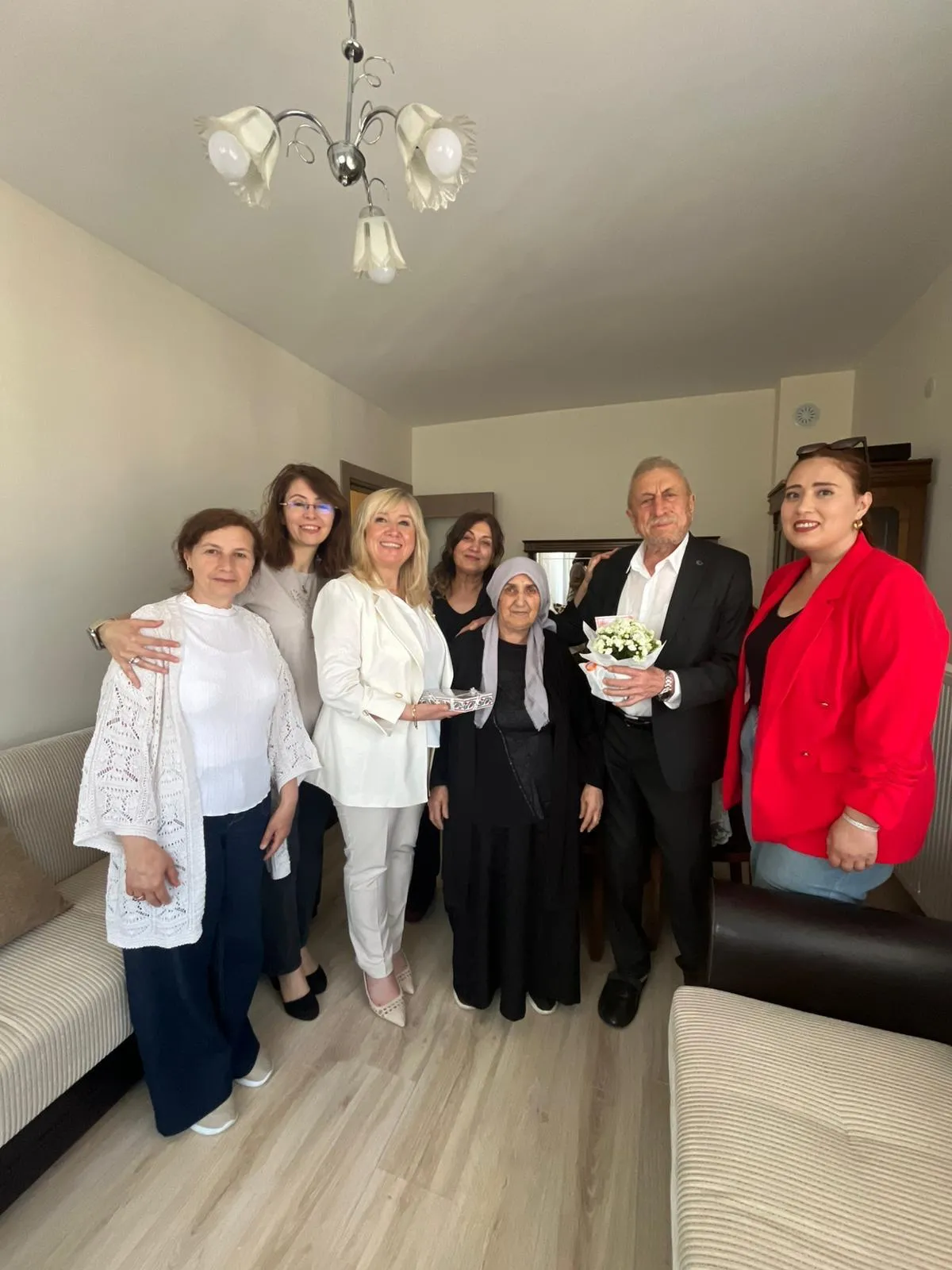 Mhp Kaçep’ten Şehit Babasına Ziyaret 4