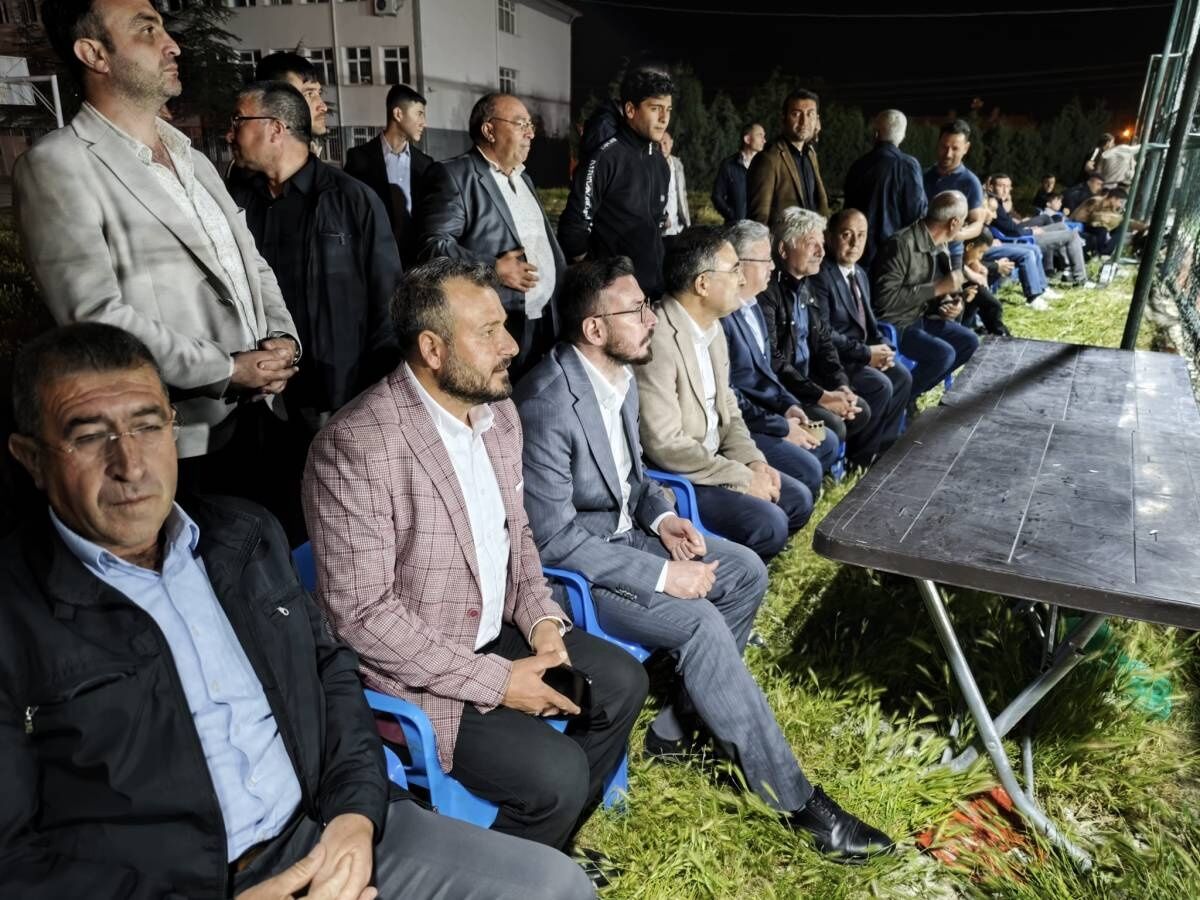 Milletvekili Arslan’dan Afyonkarahisar’da Yoğun Mesai (3)