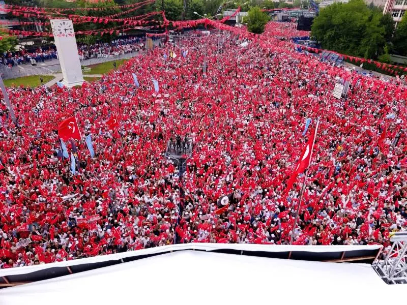 Milletvekili Hakan Şeref Olgun5