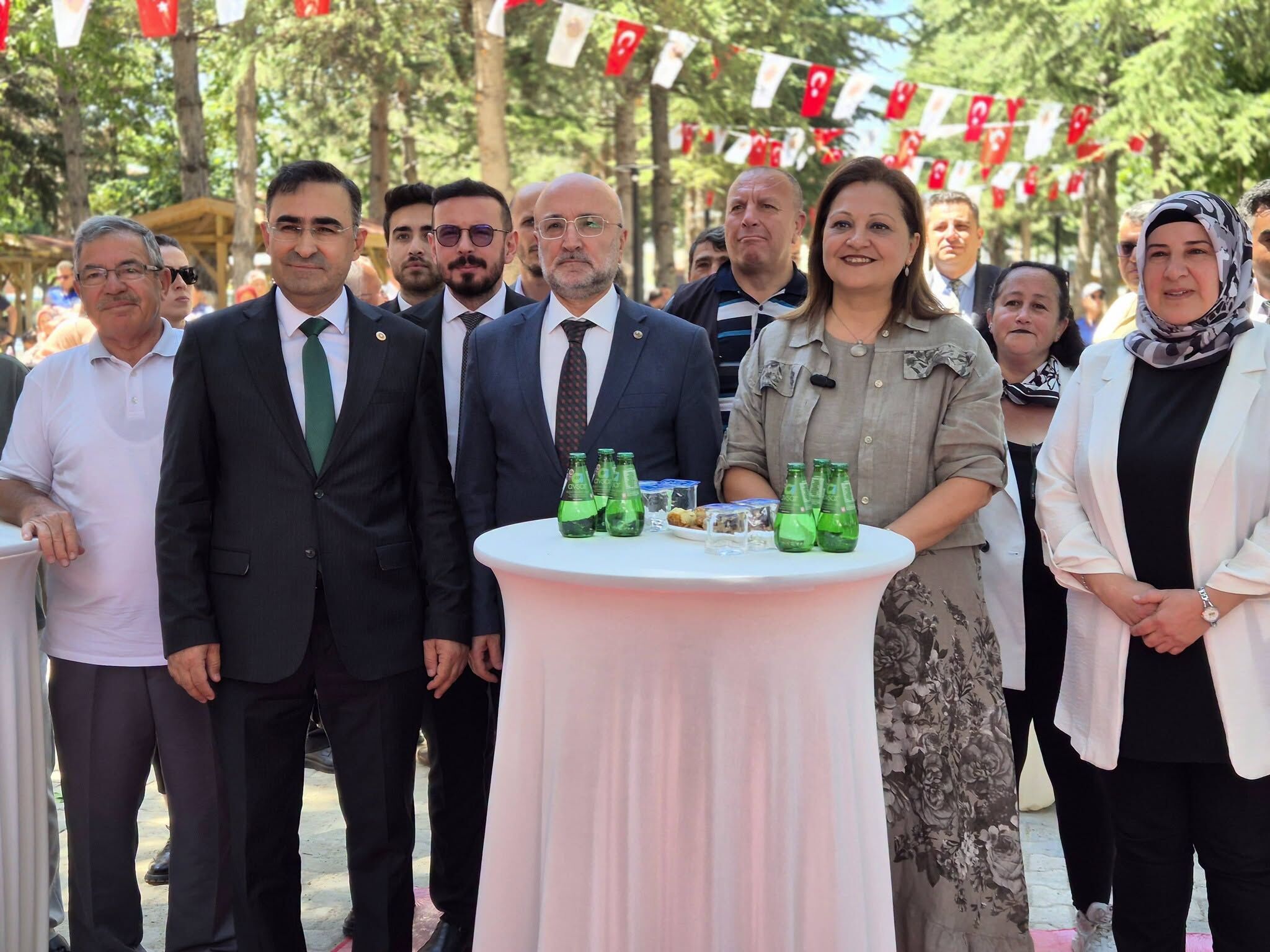 Nuri Demirayak Parkı Kafeteryası Hizmete Açıldı (3)