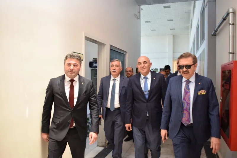 Rifat Hisarcıklıoğlu Afyon'da 1