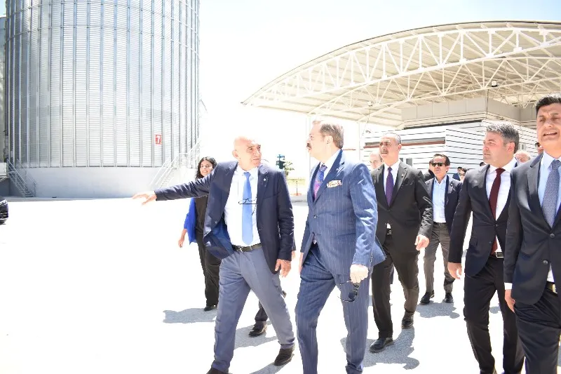 Rifat Hisarcıklıoğlu Afyon'da 3