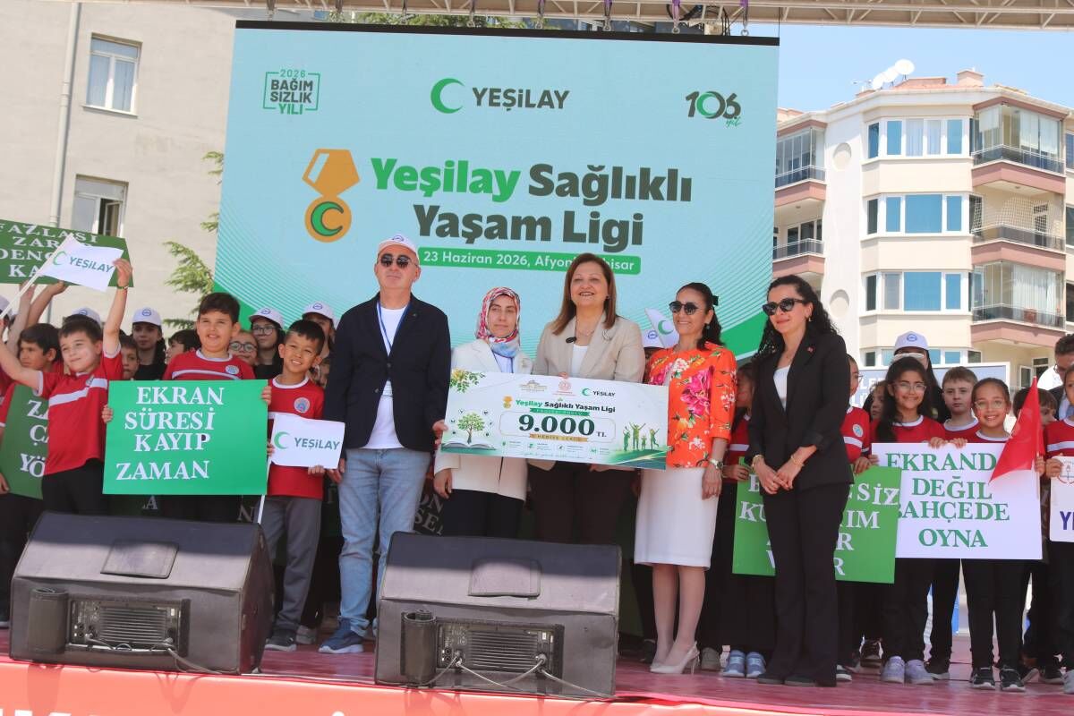 Sağlıklı Yaşam Ligi Şampiyonları Ödüllerini Aldı (2)