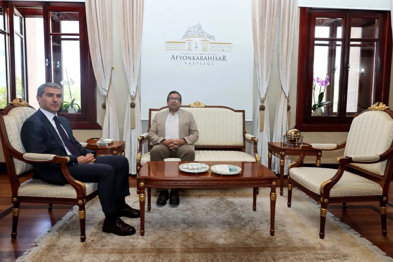 Şehit Ailesinden Afyon Valiliği’ne Ziyaret 2