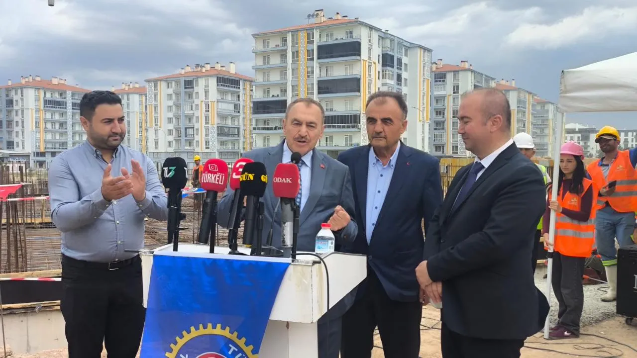 Türk İş Konutları Temel Atma Töreni Yapıldı 1